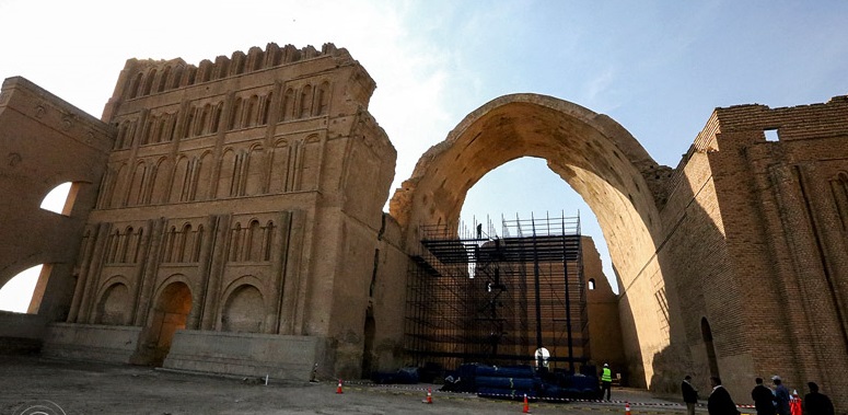 (تصاویر) مرمت طاق کسری در عراق