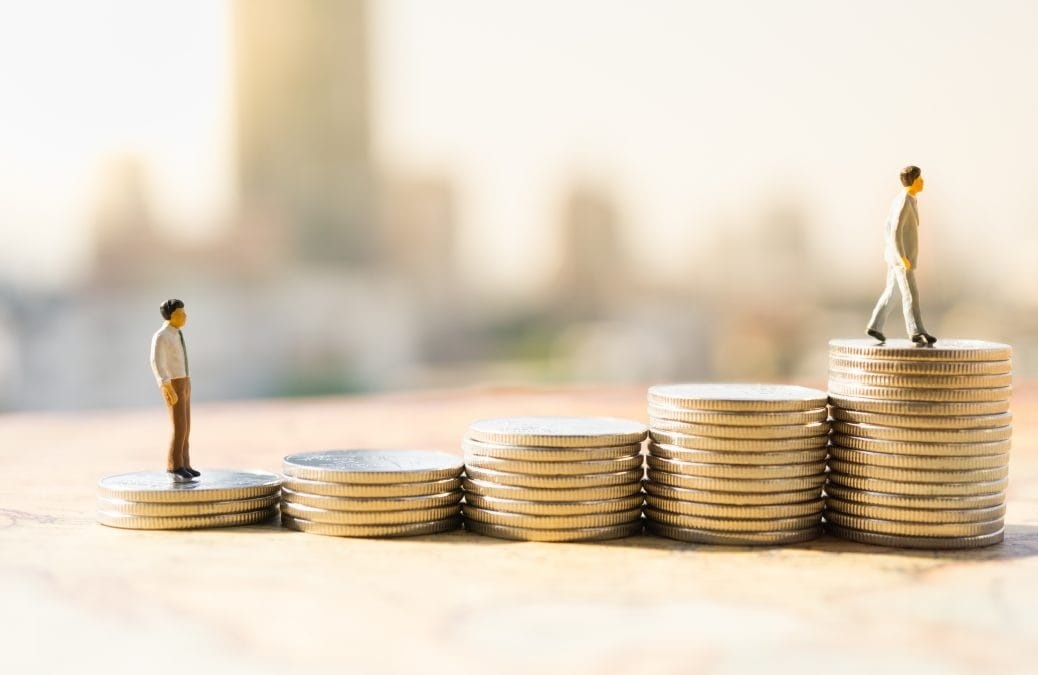 چه بر سر حقوق کارمندان دولت در سال ۱۴۰۱ می‌آید؟