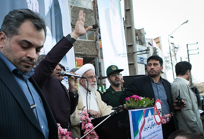 (تصاویر) سفر انتخاباتی آیت الله جنتی (تصاویر) سفر انتخاباتی آیت الله جنتی