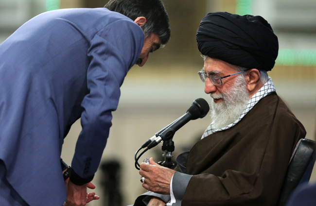(تصاویر) دیدار مداحان با رهبر انقلاب (تصاویر) دیدار مداحان با رهبر انقلاب