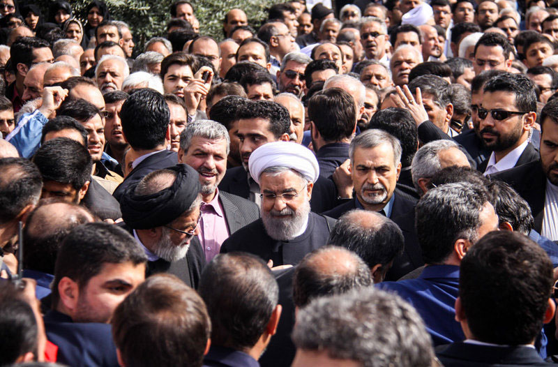 پیکر مادرهمسر رئیس جمهوری تشییع شد +(تصاویر) پیکر مادرهمسر رئیس جمهوری تشییع شد +(تصاویر)