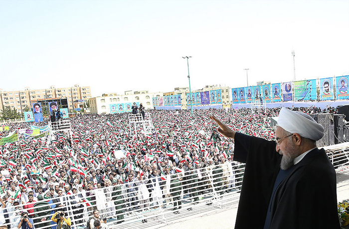 (تصاویر) استقبال از روحانی در کرمان (تصاویر) استقبال از روحانی در کرمان