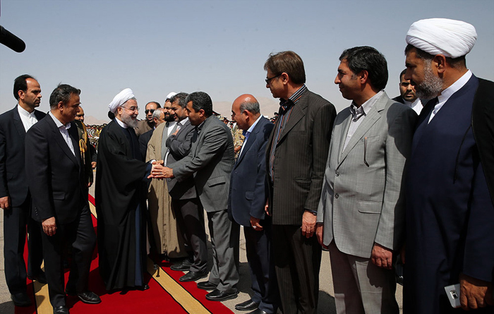 (تصاویر) استقبال از روحانی در کرمان (تصاویر) استقبال از روحانی در کرمان