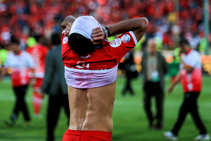 (تصاویر) اشک و آه پرسپولیسیها در آزادی (تصاویر) اشک و آه پرسپولیسیها در آزادی