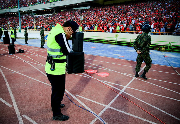 (تصاویر) اشک و آه پرسپولیسیها در آزادی (تصاویر) اشک و آه پرسپولیسیها در آزادی
