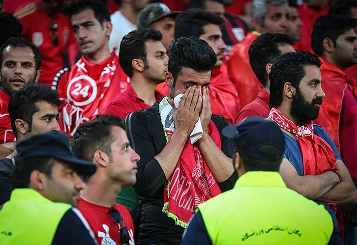 (تصاویر) اشک و آه پرسپولیسیها در آزادی (تصاویر) اشک و آه پرسپولیسیها در آزادی