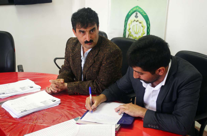 (تصاویر) تحویل 13کیلو طلا به مالباخته (تصاویر) تحویل 13کیلو طلا به مالباخته