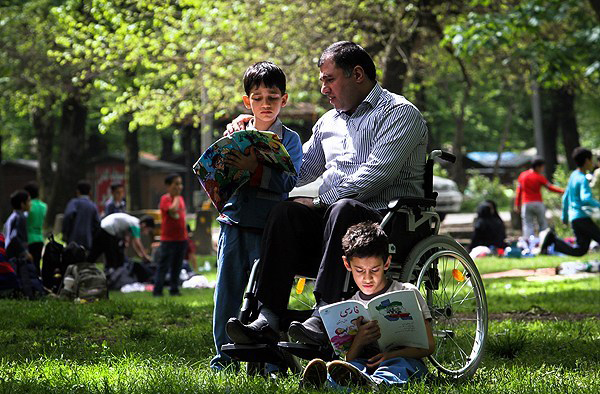 (تصاویر) معلم فداکار چالوسی (تصاویر) معلم فداکار چالوسی
