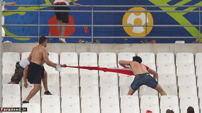 (تصاویر) درگیری شدید هوادارن روسیه و انگلیس