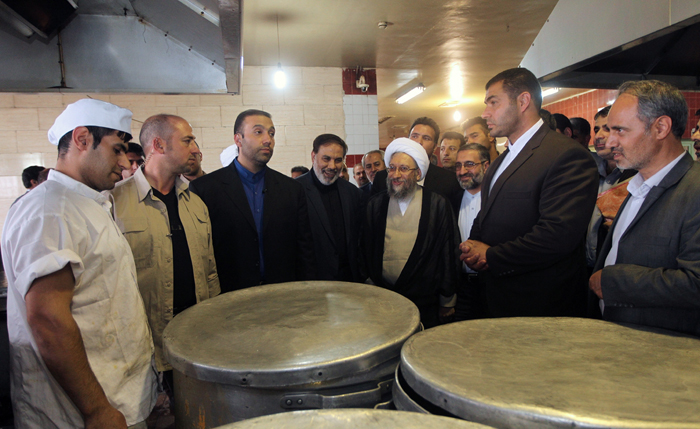 (تصاویر) بازدید آملی لاریجانی از کهریزک (تصاویر) بازدید آملی لاریجانی از کهریزک