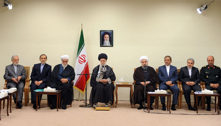 (تصاویر) دیدار اعضای هیأت دولت با رهبر انقلاب (تصاویر) دیدار اعضای هیأت دولت با رهبر انقلاب