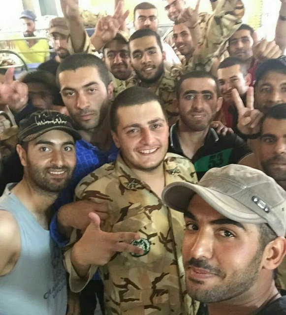 عکس سلفی سربازان به اشتباره منتشر شد عکس سلفی سربازان به اشتباره منتشر شد