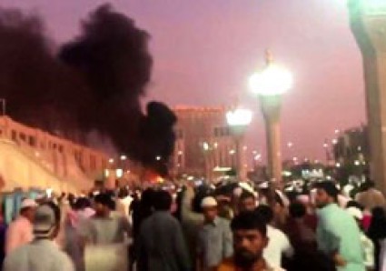 انفجار در مدینه منوره و قطیف انفجار در مدینه منوره و قطیف