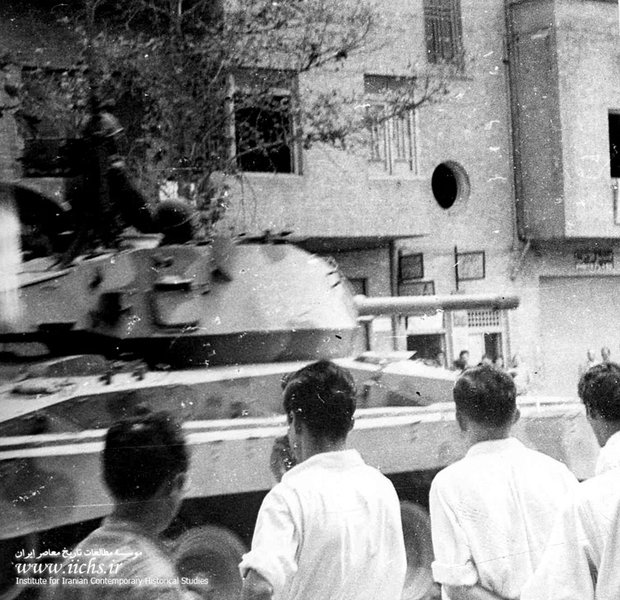 (تصاویر) آلبوم کمتردیده شده از قیام ۳۰ تیر (تصاویر) آلبوم کمتردیده شده از قیام ۳۰ تیر