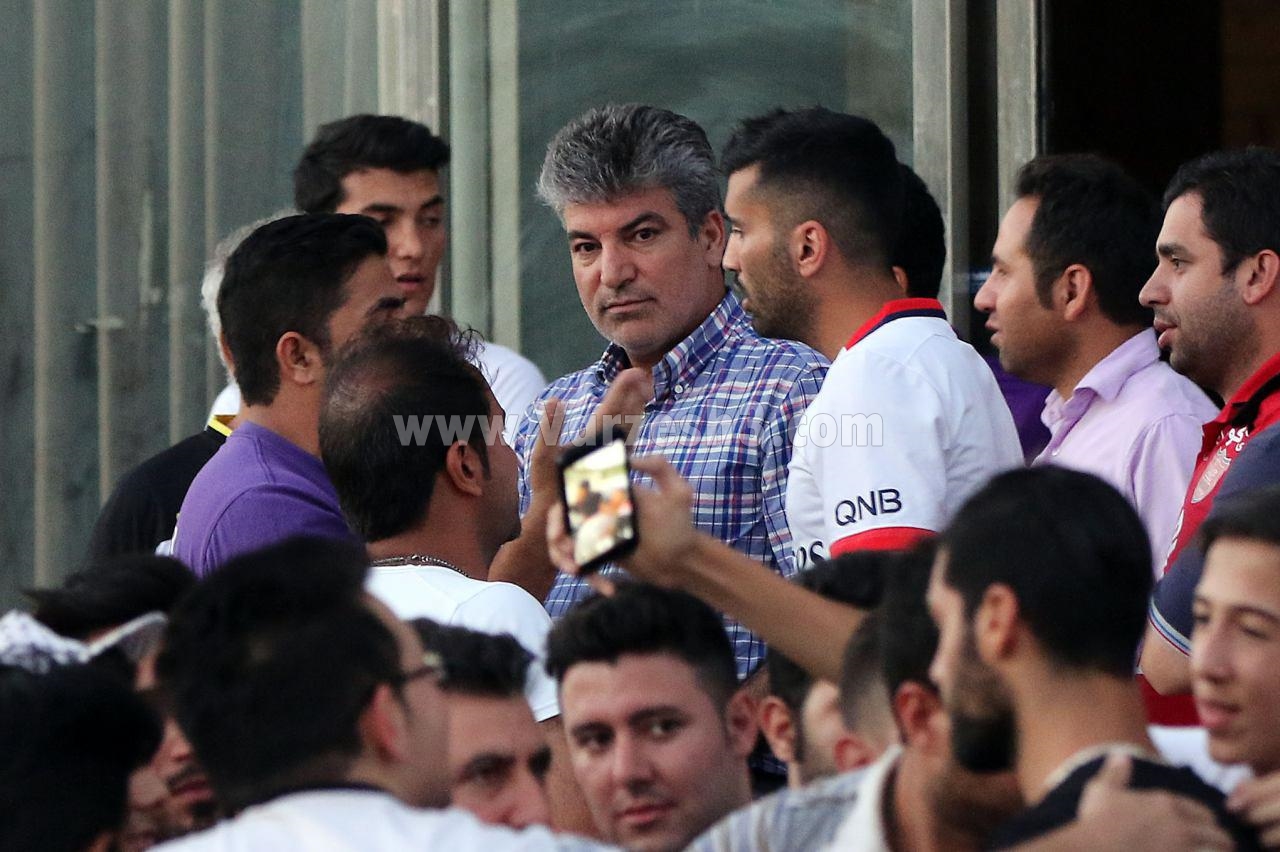 درگیری لفظی در تمرین پرسپولیس +(تصاویر)