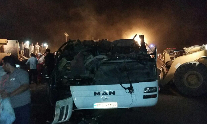 (تصاویر) تصادف مرگبار اتوبوس در جاده چالوس (تصاویر) تصادف مرگبار اتوبوس در جاده چالوس