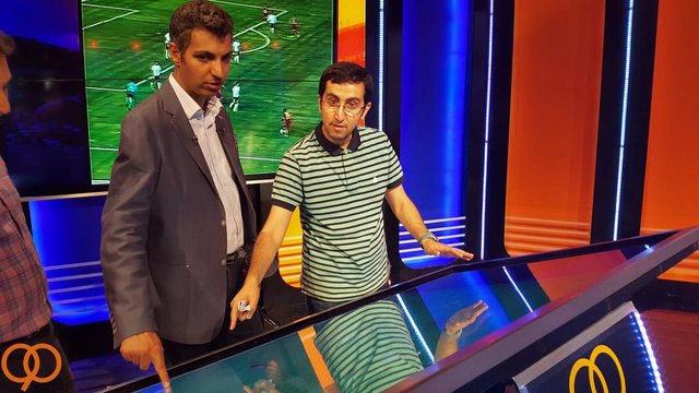 (تصاویر)اولین «90» با دکور جدید (تصاویر)اولین «90» با دکور جدید
