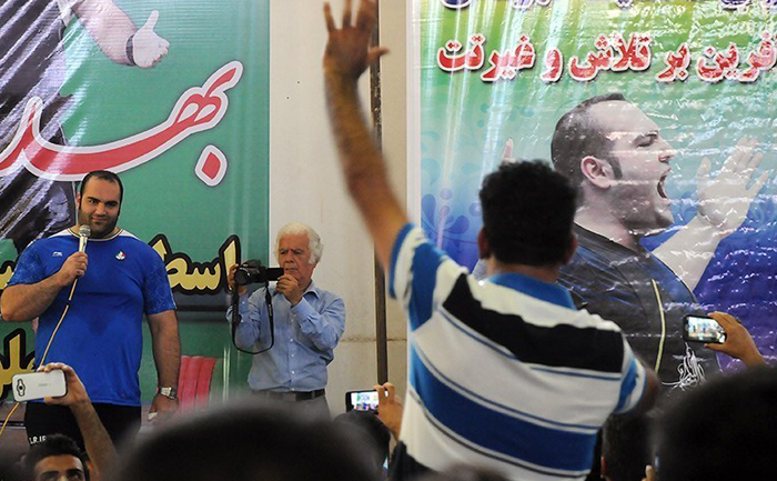 (تصاویر) استقبال قهرمانانه از بهداد سلیمی