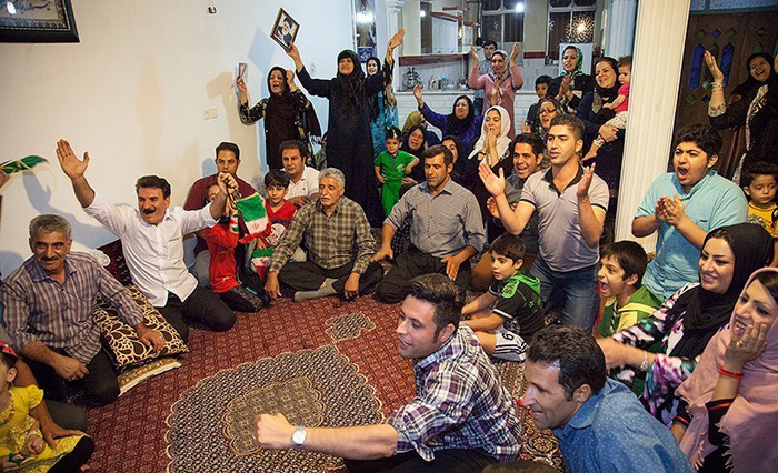 (تصاویر) لحظات پرالتهاب خانواده خالوندی (تصاویر) لحظات پرالتهاب خانواده خالوندی