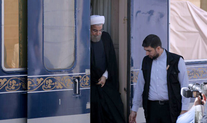 (تصاویر) روحانی با قطار به قزوین رفت (تصاویر) روحانی با قطار به قزوین رفت