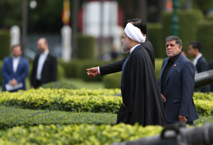 (تصاویر) استقبال از روحانی در تایلند