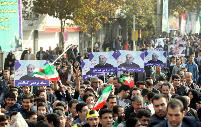 (تصاویر) استقبال از روحانی در کرج (تصاویر) استقبال از روحانی در کرج