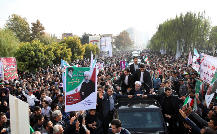(تصاویر) استقبال از روحانی در کرج (تصاویر) استقبال از روحانی در کرج