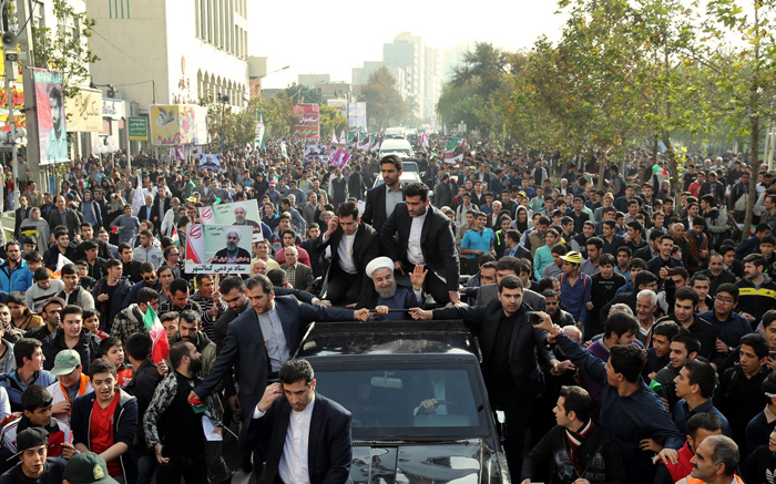 (تصاویر) استقبال از روحانی در کرج (تصاویر) استقبال از روحانی در کرج