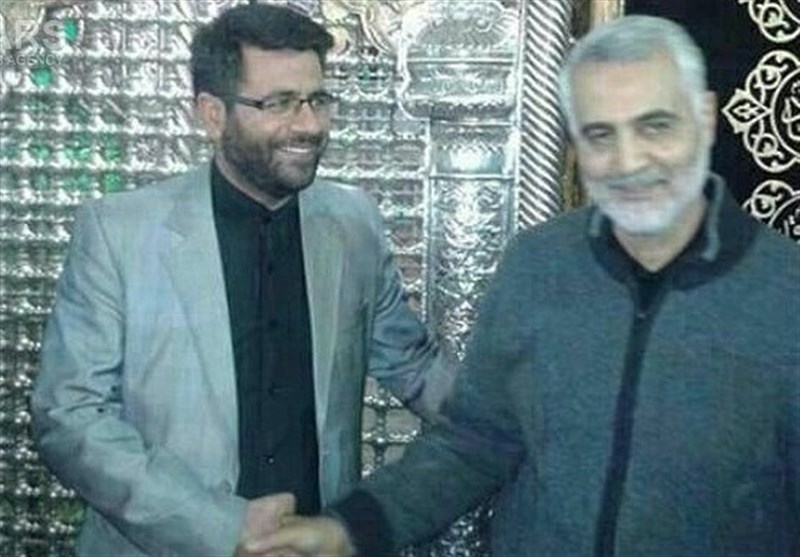 (عکس) خبرنگار تازه شهید شده در کنار سردار سلیمانی