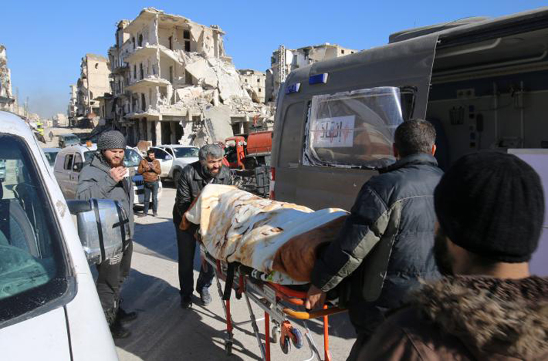 (تصاویر) انتقال تروریستها از حلب زیر عکس اسد! (تصاویر) انتقال تروریستها از حلب زیر عکس اسد!