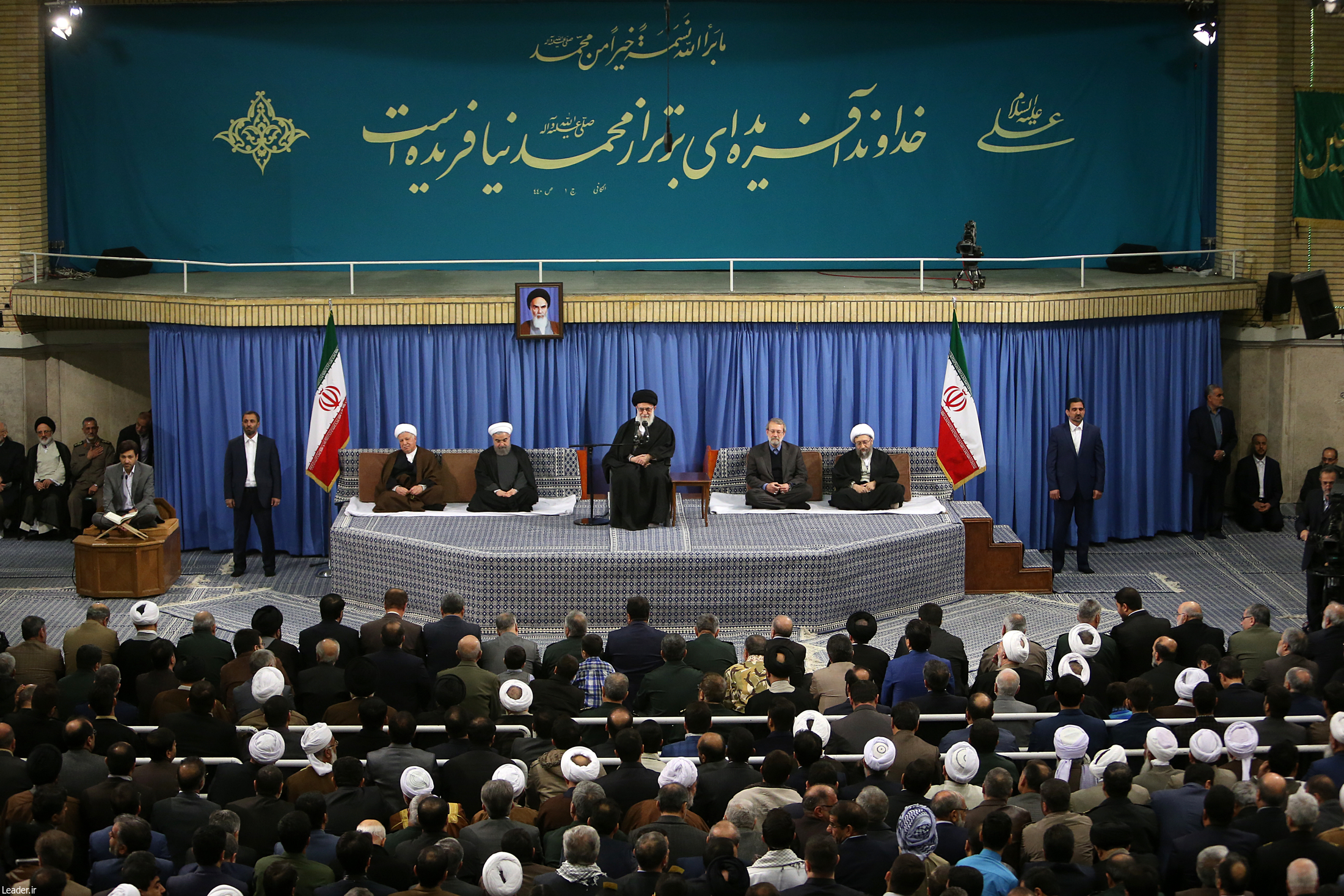 (تصاویر) دیدار مسئولان نظام و میهمانان کنفرانس وحدت اسلامی با رهبر انقلاب (تصاویر) دیدار مسئولان نظام و میهمانان کنفرانس وحدت اسلامی با رهبر انقلاب