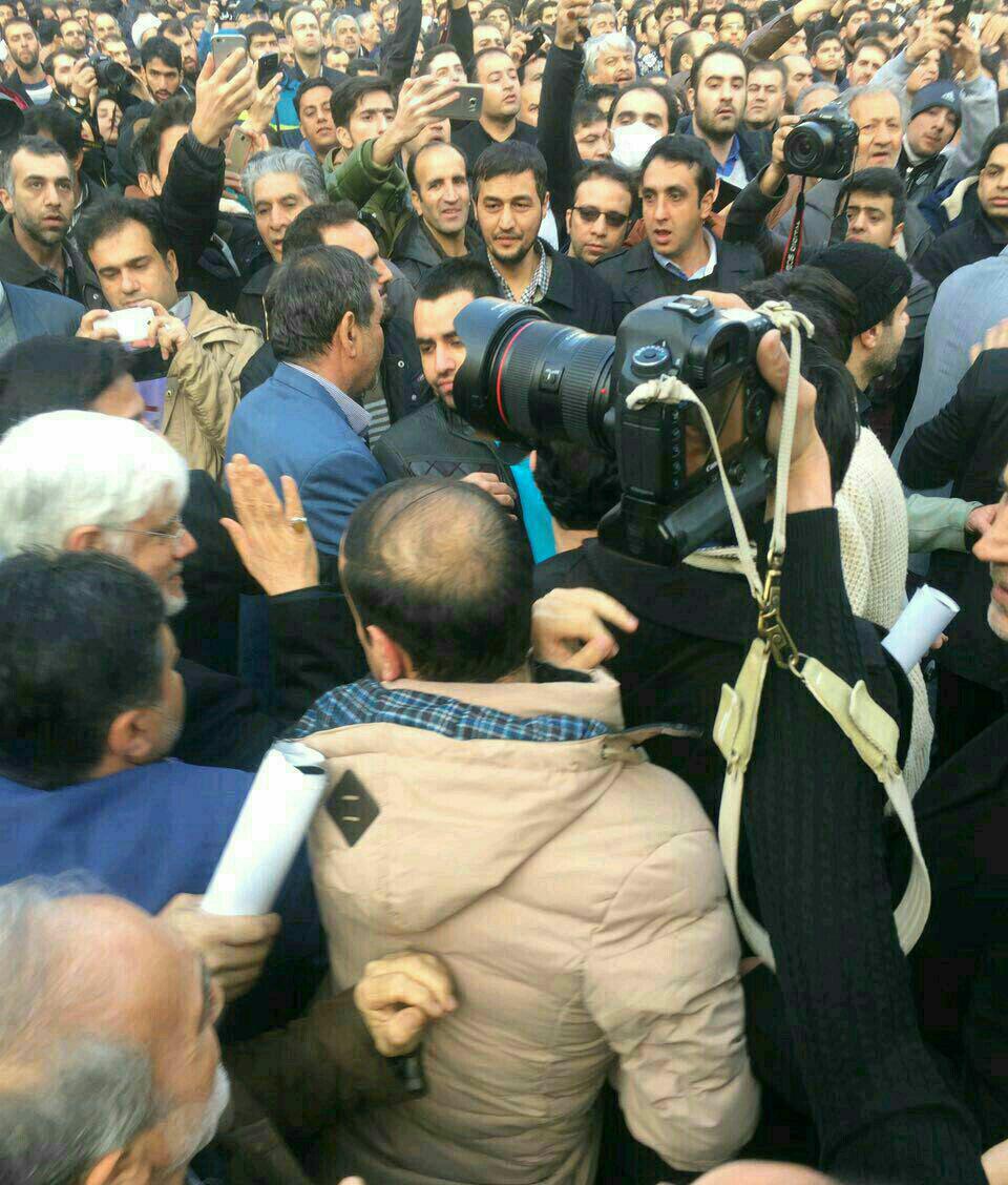 (گزارش لحظه به لحظه) مراسم تشییع آیت الله هاشمی (گزارش لحظه به لحظه) مراسم تشییع آیت الله هاشمی