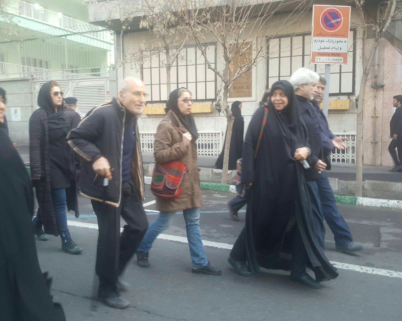 (گزارش لحظه به لحظه) مراسم تشییع آیت الله هاشمی (گزارش لحظه به لحظه) مراسم تشییع آیت الله هاشمی