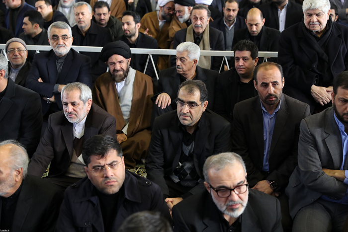 (تصاویر) نماز رهبرانقلاب بر پیکر 