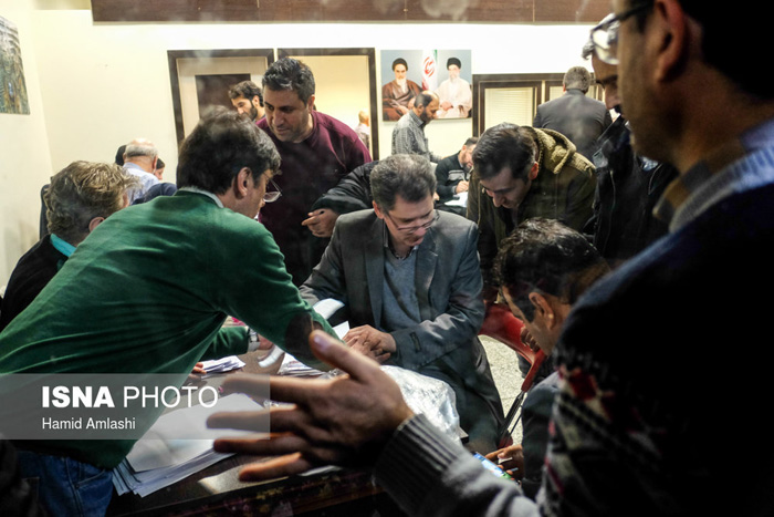 (تصاویر) اسکان کسبه پلاسکو در ساختمان نور