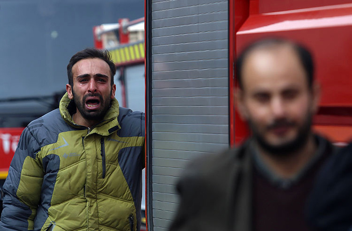 (تصاویر) آتشنشانان در بهتِ فاجعه (تصاویر) آتشنشانان در بهتِ فاجعه