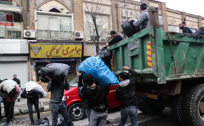 (تصاویر) تخلیه مغازههای مجاور پلاسکو (تصاویر) تخلیه مغازههای مجاور پلاسکو