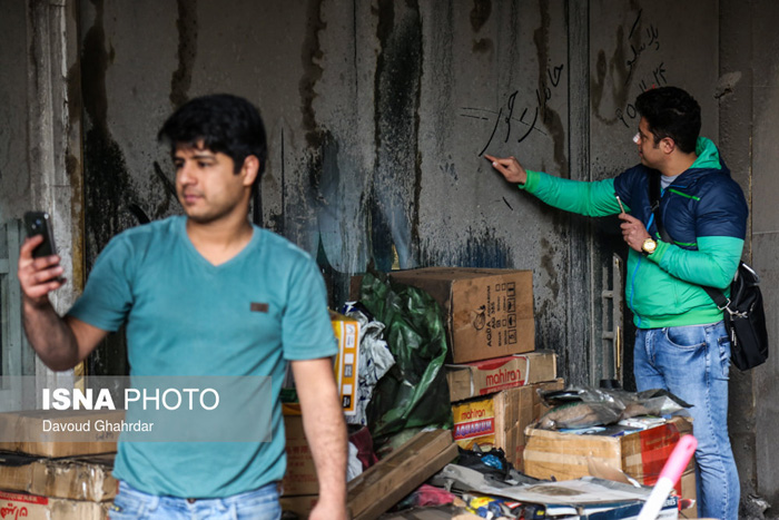(تصاویر) تخلیه اجناس باقی‌مانده در پلاسکو