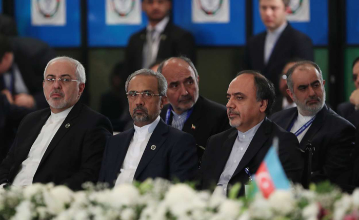 (تصاویر) روحانی در اجلاس سران اکو (تصاویر) روحانی در اجلاس سران اکو