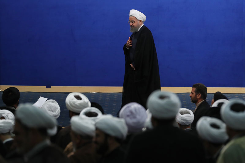 صف‌آرایی روحانیون اصولگرا در برابر روحانی