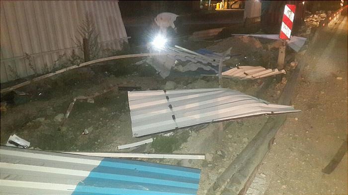 (تصاویر) تصادف مرگبار پژو در بزرگراه نیایش (تصاویر) تصادف مرگبار پژو در بزرگراه نیایش