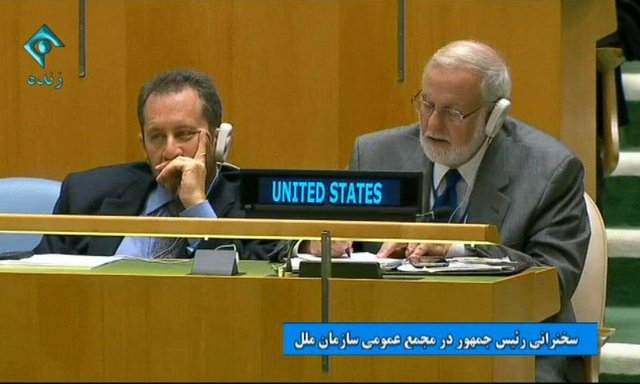 حضور دو مقام آمریکایی هنگام سخنرانی روحانی حضور دو مقام آمریکایی هنگام سخنرانی روحانی