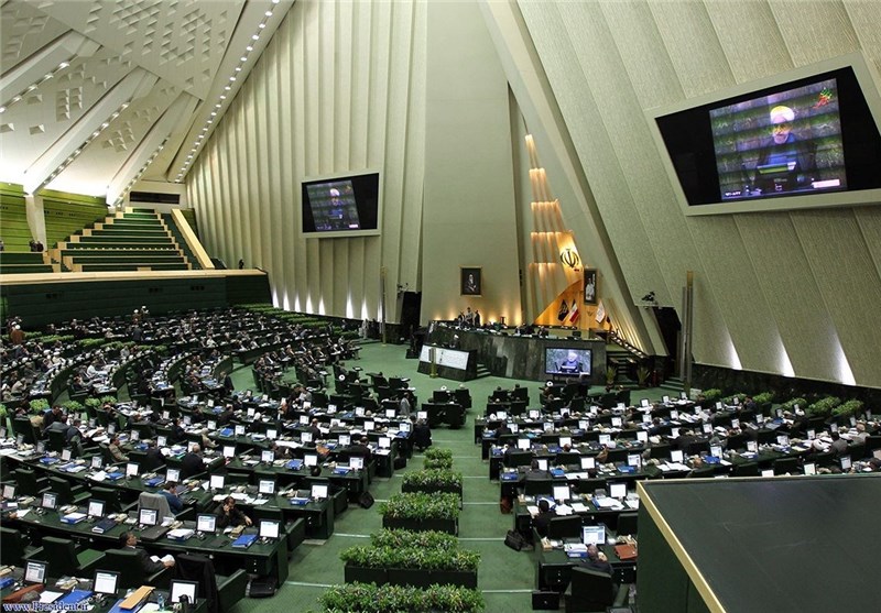 درخواست نمایندگان یزد از لاریجانی درخواست نمایندگان یزد از لاریجانی