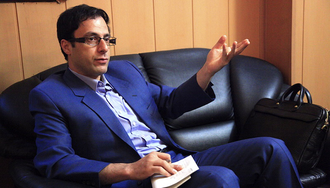 پرستاران چگونه می‌توانند بیمارستان‌ها را دموکراتیک کنند؟