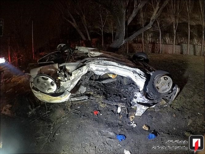 دو نفر در تصادف پژو در اتوبان همت سوختند