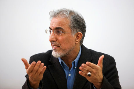 راغفر: شاهد فروپاشی اقتصاد هستیم