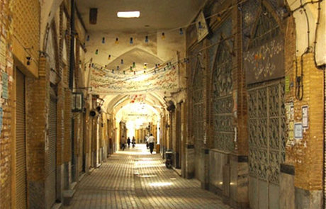 بازار ۷۰۰ ساله در فاضلاب غرق می‌شود!