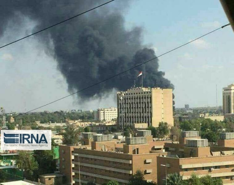 (تصویر) سفارت آمریکا در عراق، آتش گرفت