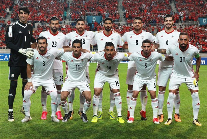 تیم ملی فوتبال در محاصره حاشیههای غیرفوتبالی تیم ملی فوتبال در محاصره حاشیههای غیرفوتبالی