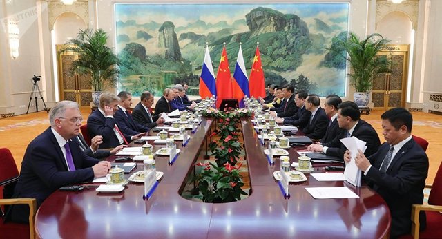 (تصاویر) سفر پوتین به چین